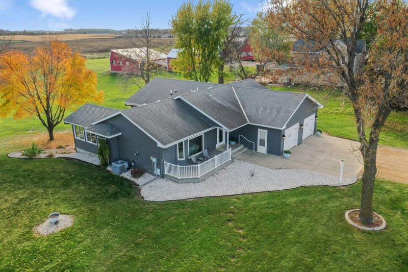 11405 110th St, Cologne, MN 55322