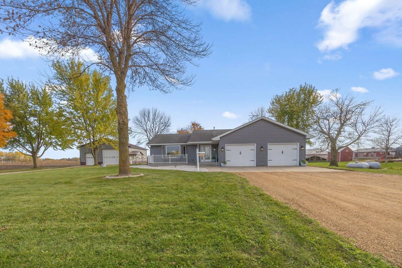 11405 110th St, Cologne, MN 55322