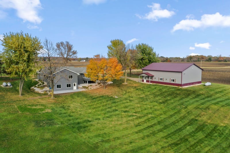 11405 110th St, Cologne, MN 55322