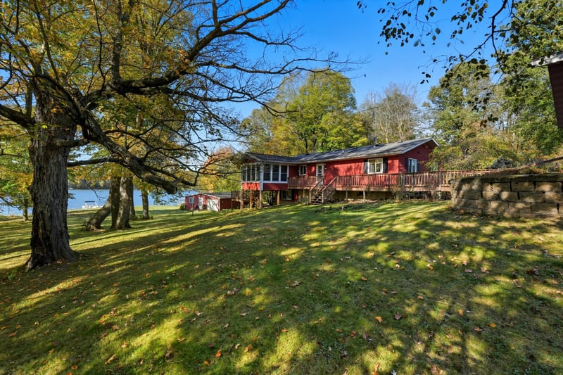 231 27 1/4 26 7/8 Ave, Cumberland, WI 54829