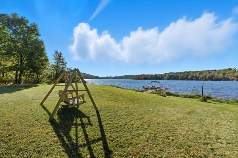 231 27 1/4 26 7/8 Ave, Cumberland, WI 54829