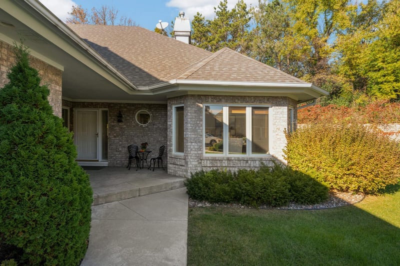257 Lake St W, Wayzata, MN 55391