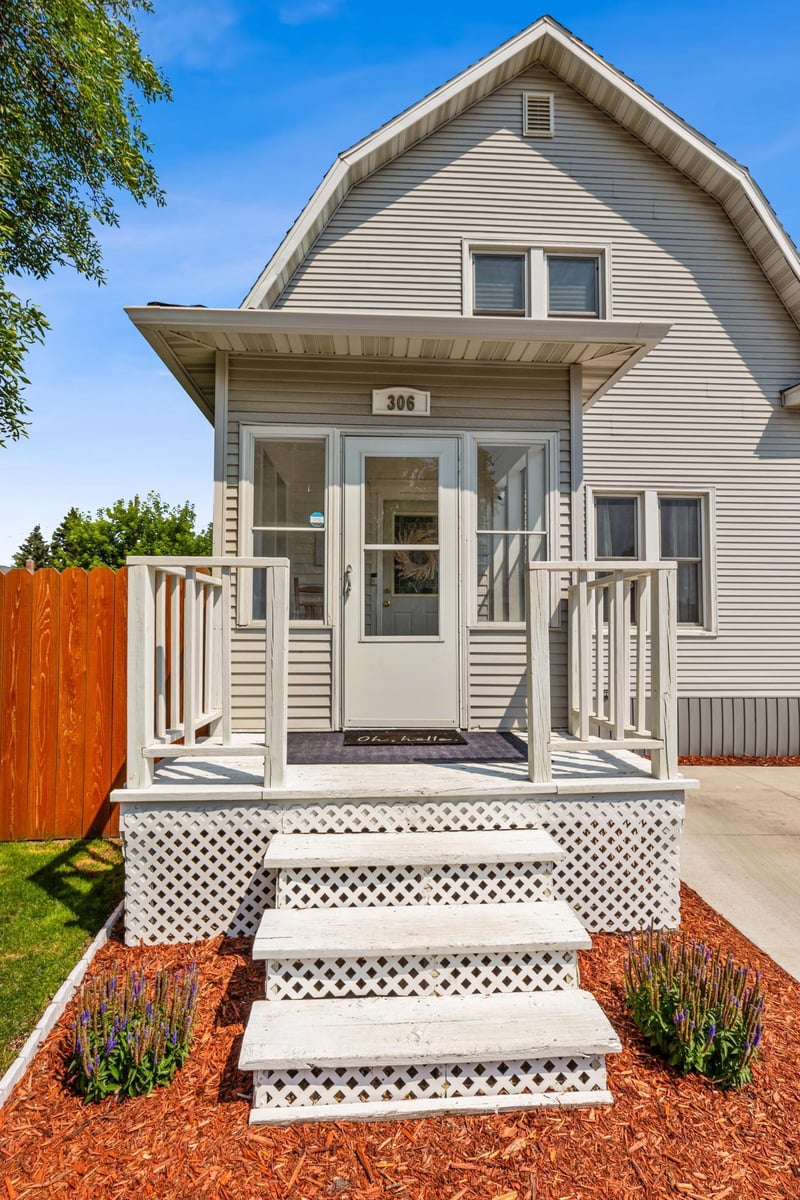 306 Center Ave E, Dilworth, MN 56529