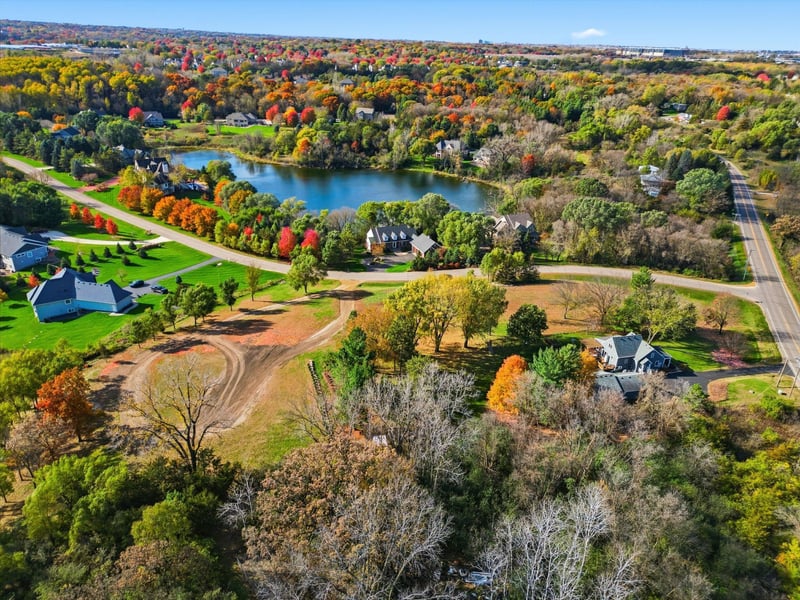 9380 Aladin Trl, Inver Grove Heights, MN 55077