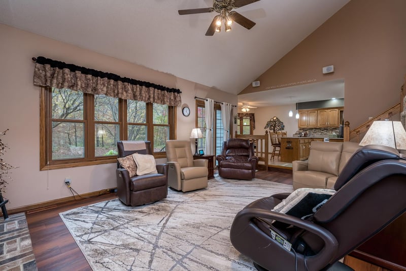 3136 River Meadows Dr, Mankato, MN 56001
