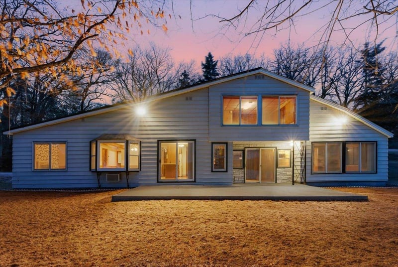 21492 Big Lake Rd, Richmond, MN 56368