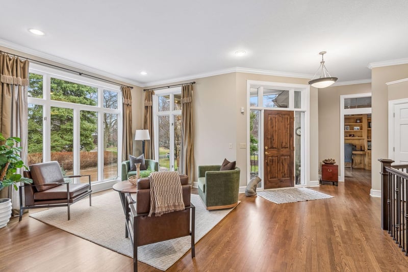 18709 Melrose Chase, Eden Prairie, MN 55347