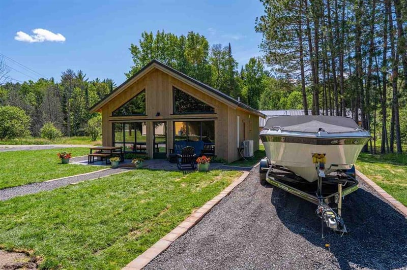 128 Marjo Dr, Tower, MN 55790