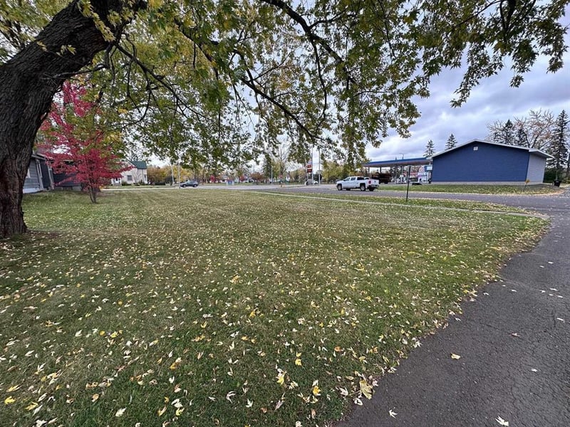 5634 Tower Ave, Superior, WI 54880