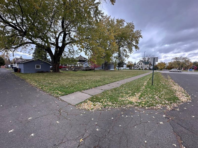 5634 Tower Ave, Superior, WI 54880