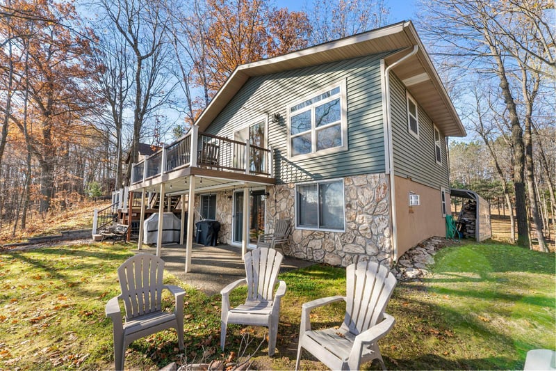 2699 1 1/2 St, Cumberland, WI 54829