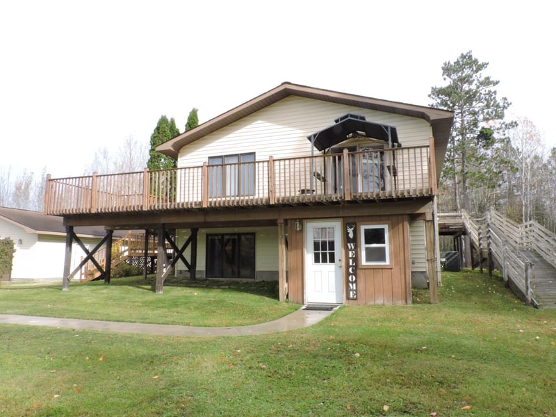 26389 Reilly Beach Rd, Bovey, MN 55709