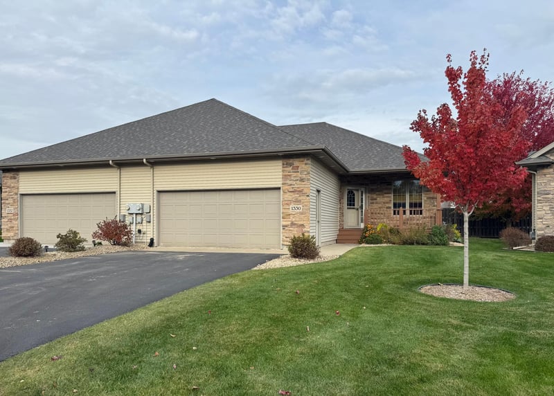 1330 N 10th St, Lake City, MN 55041
