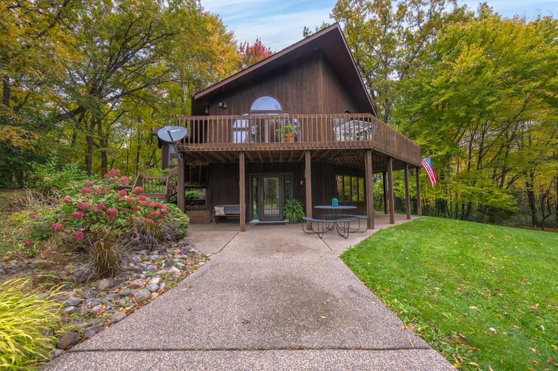 1089 65th Ave #F, Amery, WI 54001