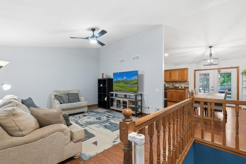 7910 Banks Pa, Inver Grove Heights, MN 55077