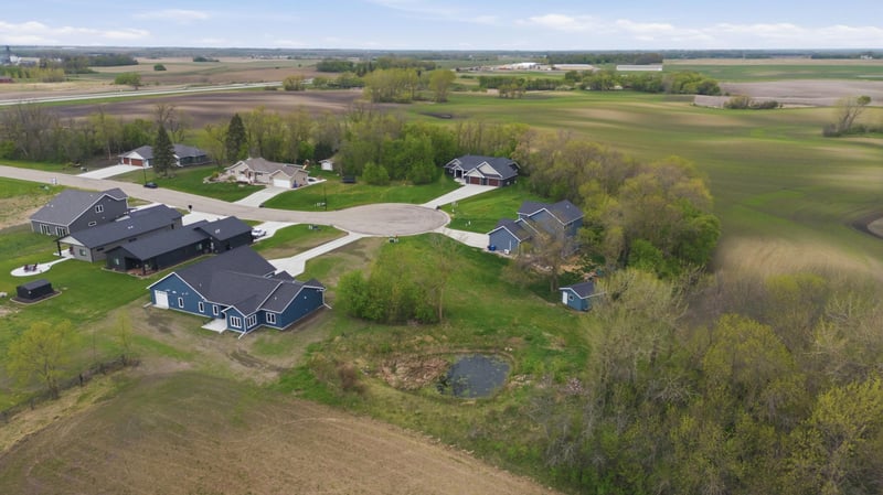 536 Leonard St, Hawley, MN 56549