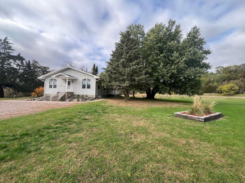 5020 State Rd, Montevideo, MN 56265