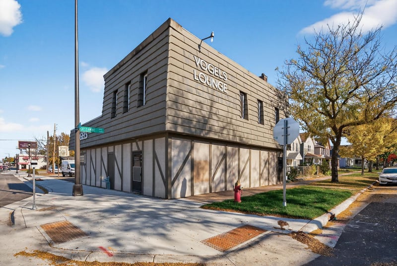 1112 Arcade St, Saint Paul, MN 55106