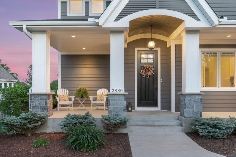 2880 Fairway Dr, Chaska, MN 55318