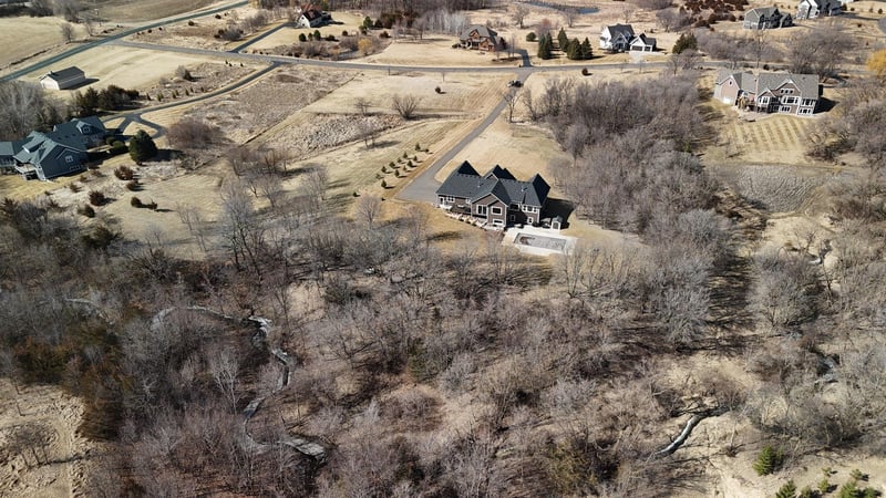 8634 Whisper Creek Trl, Rockford, MN 55373