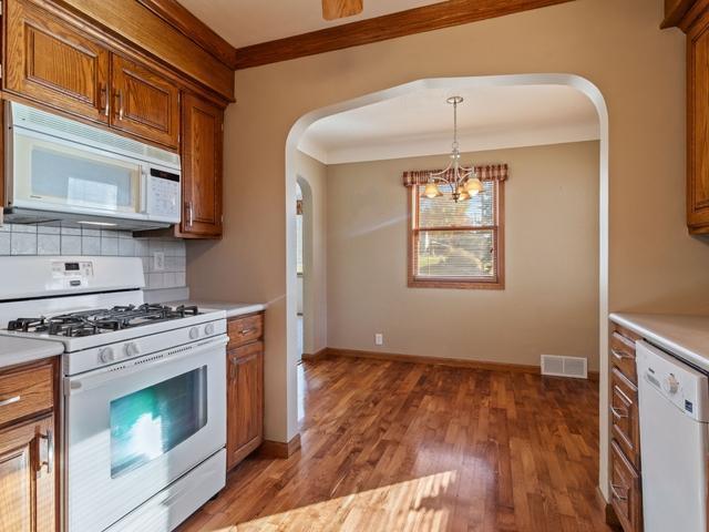 2791 Centerville Rd, Little Canada, MN 55117
