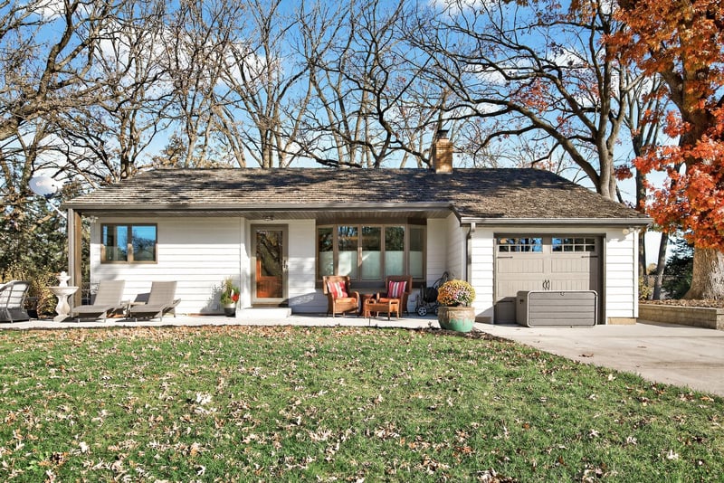 3000 Surry Ln, Hopkins, MN 55305