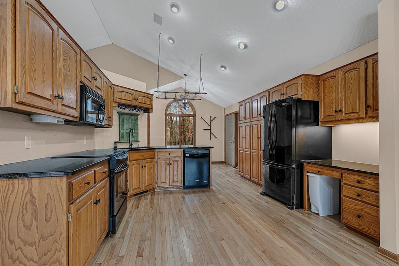 11025 261st St, Saint Cloud, MN 56301