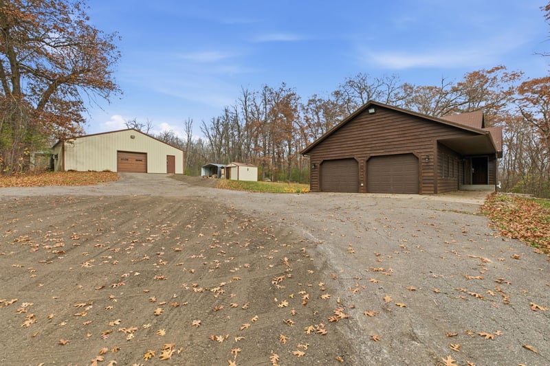 11025 261st St, Saint Cloud, MN 56301