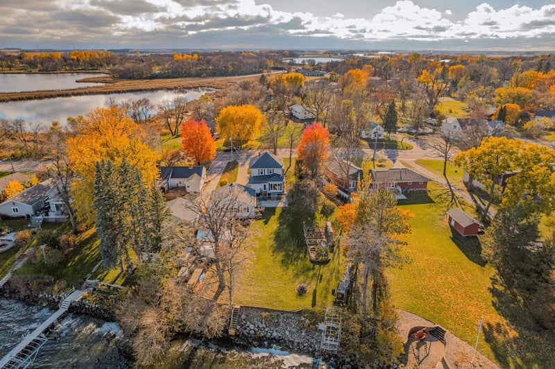 905 E Lake St, Osakis, MN 56360