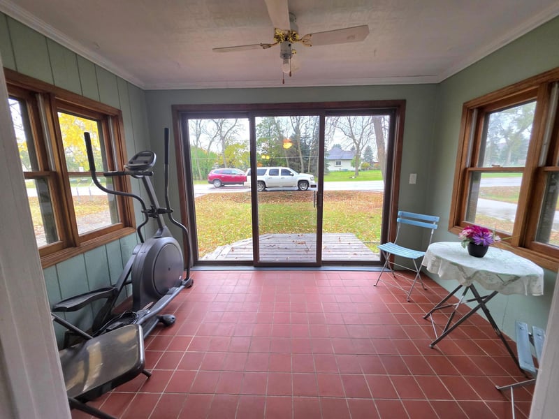 821 7th St SW, Pipestone, MN 56164
