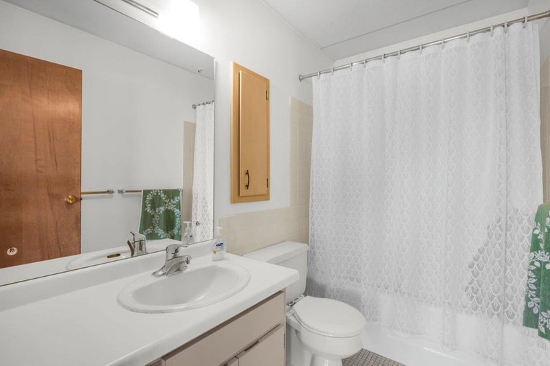 1920 S 1st St #1106, Minneapolis, MN 55454