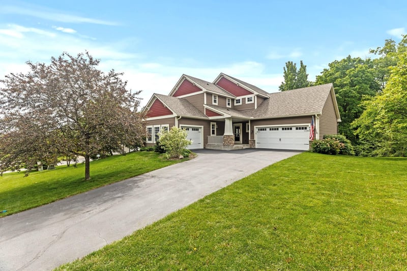 4231 Maple Hurst Dr N, Rockford, MN 55373