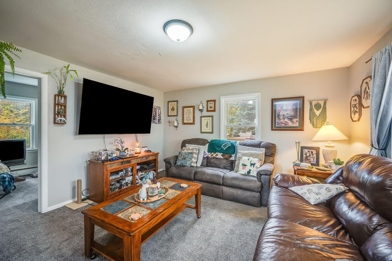 602 Kenzie St, Sherburn, MN 56171