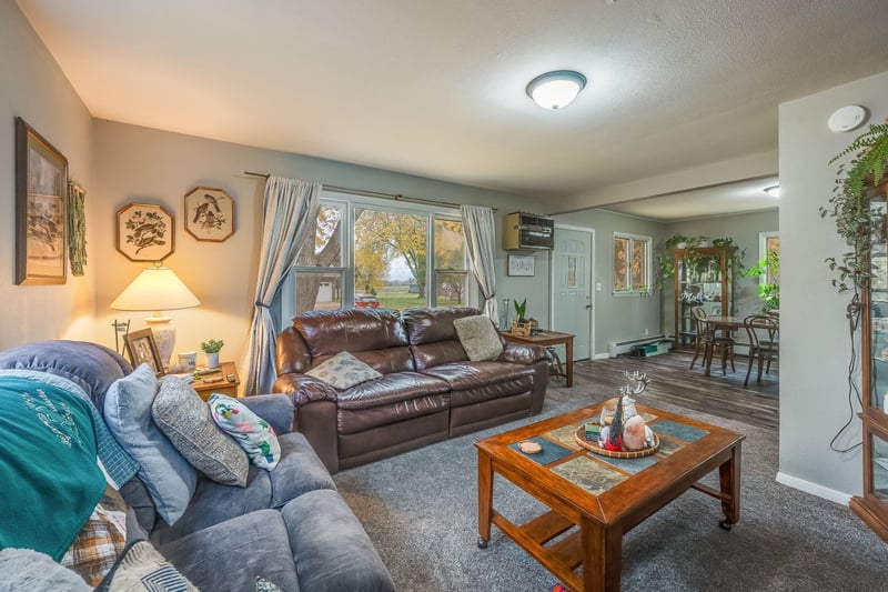 602 Kenzie St, Sherburn, MN 56171