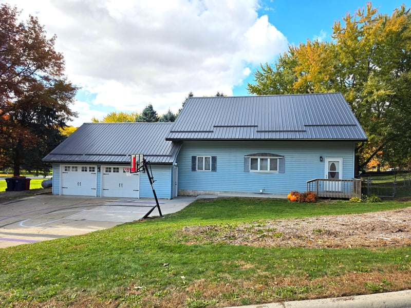 50517 286th Ave, Elgin, MN 55932