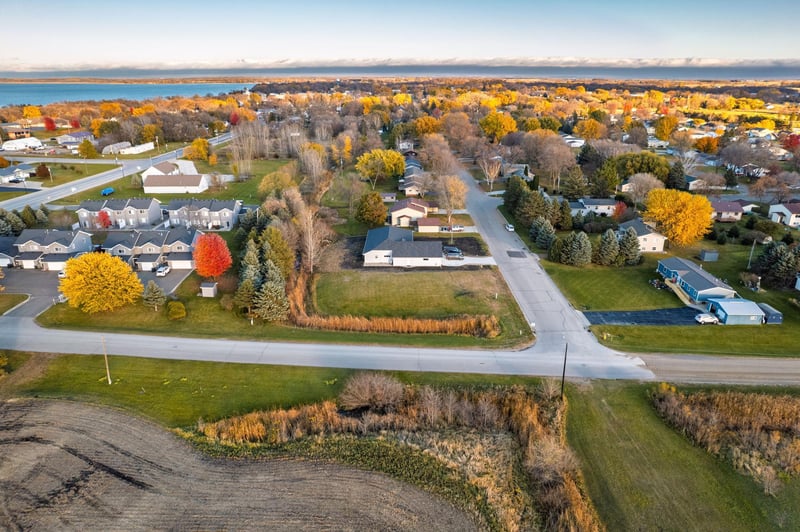 706 W Oak St, Osakis, MN 56360