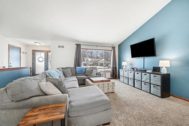 757 Pleasant Ave, Saint Paul Park, MN 55071