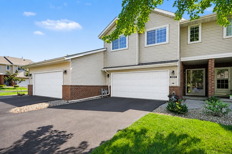 15029 December Way #1, Rosemount, MN 55068