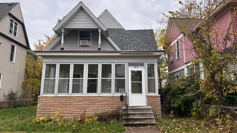326 Fuller Ave, Saint Paul, MN 55103