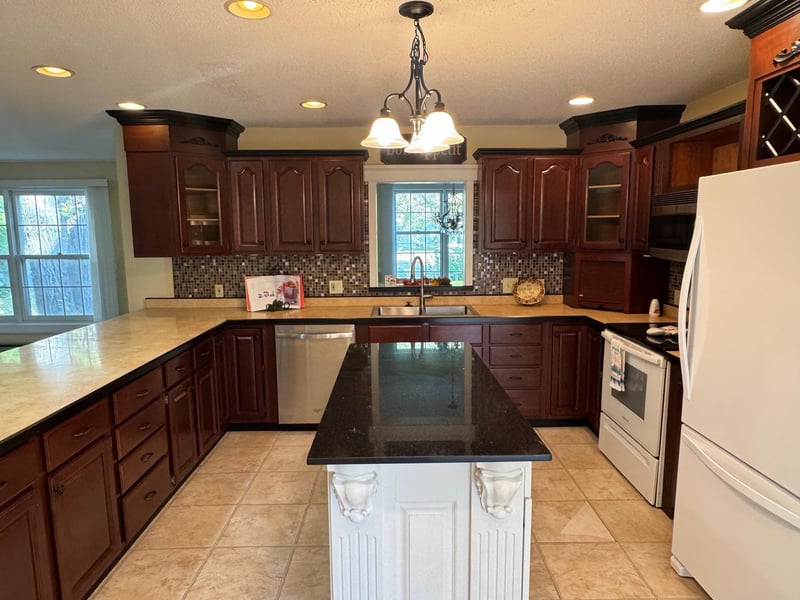 315 3rd Ave NE, Roseau, MN 56751