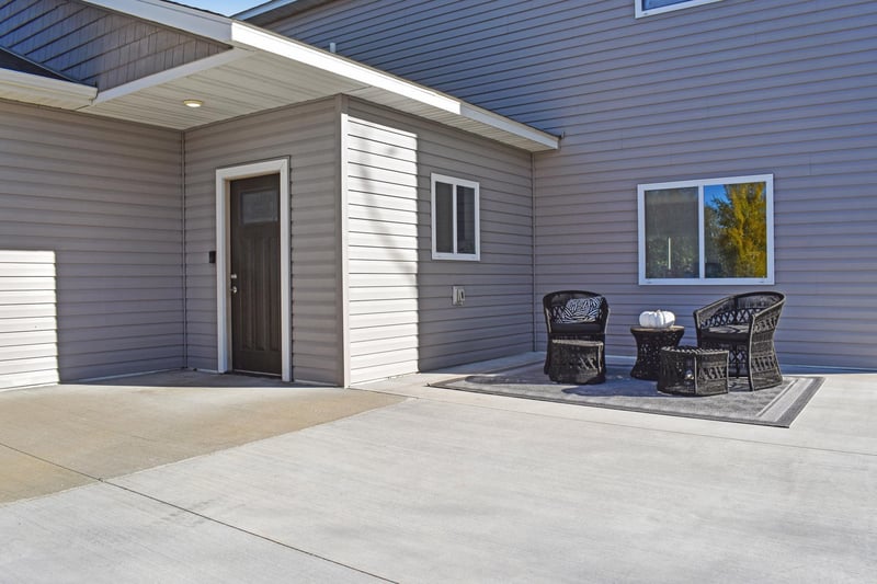10 Deblock Dr, Crosby, MN 56441