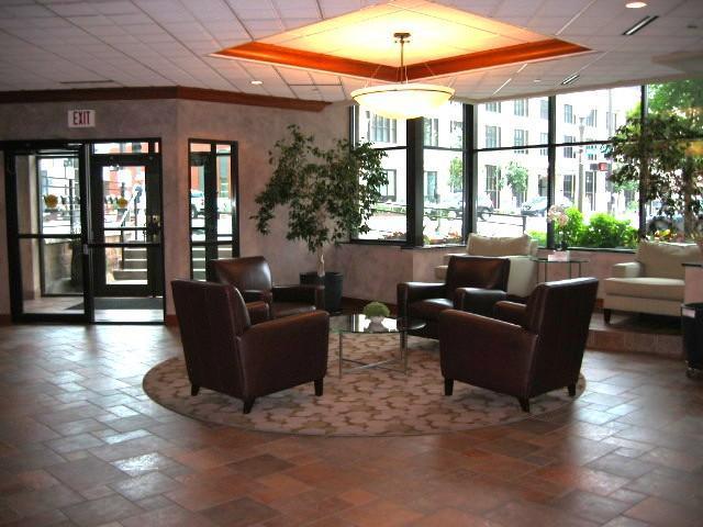 78 10th St E #1808, Saint Paul, MN 55101