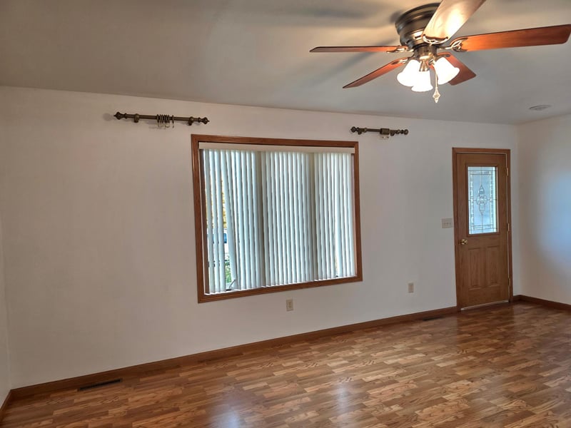 305 Rock River Dr, Edgerton, MN 56128