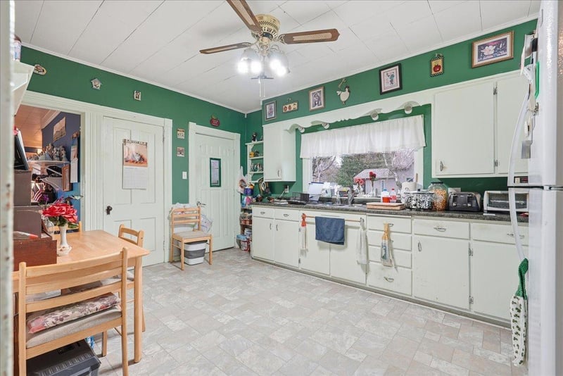 641 W Main St, Ellsworth, WI 54011