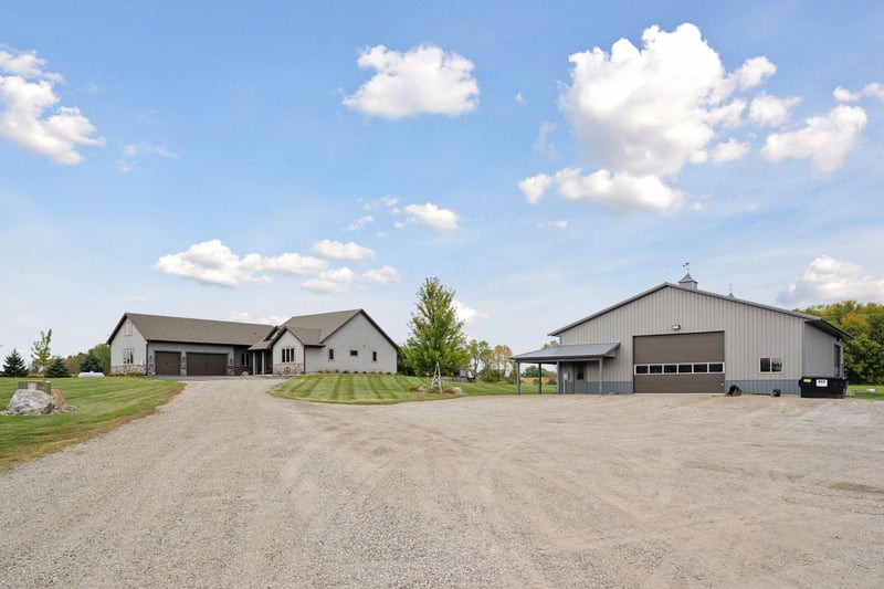 8710 30th St NE, Saint Michael, MN 55376
