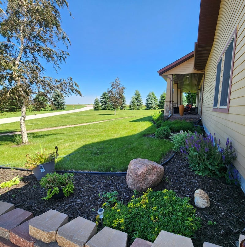 573 State Highway 30, Pipestone, MN 56164