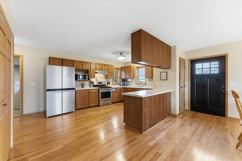 1277 Delta St, Ogilvie, MN 56358
