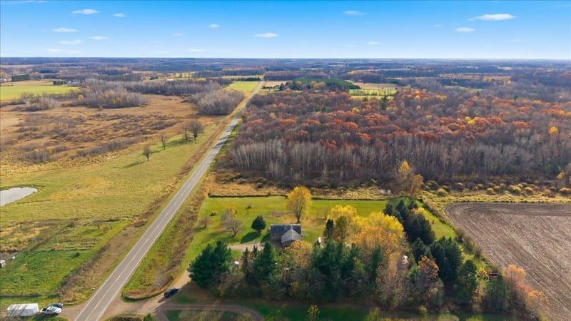 1277 Delta St, Ogilvie, MN 56358