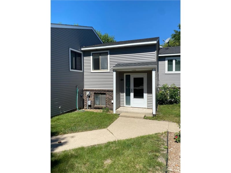 614 N Swain St, Redwood Falls, MN 56283