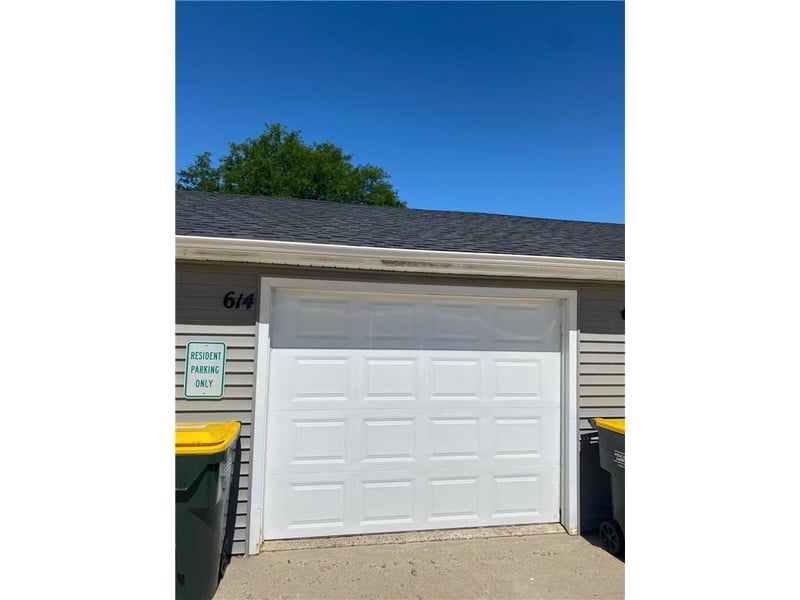 614 N Swain St, Redwood Falls, MN 56283
